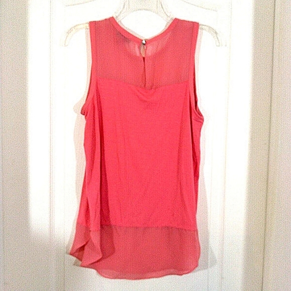 Vince Camuto Coral Sleeveless Top - Picture 2 of 5